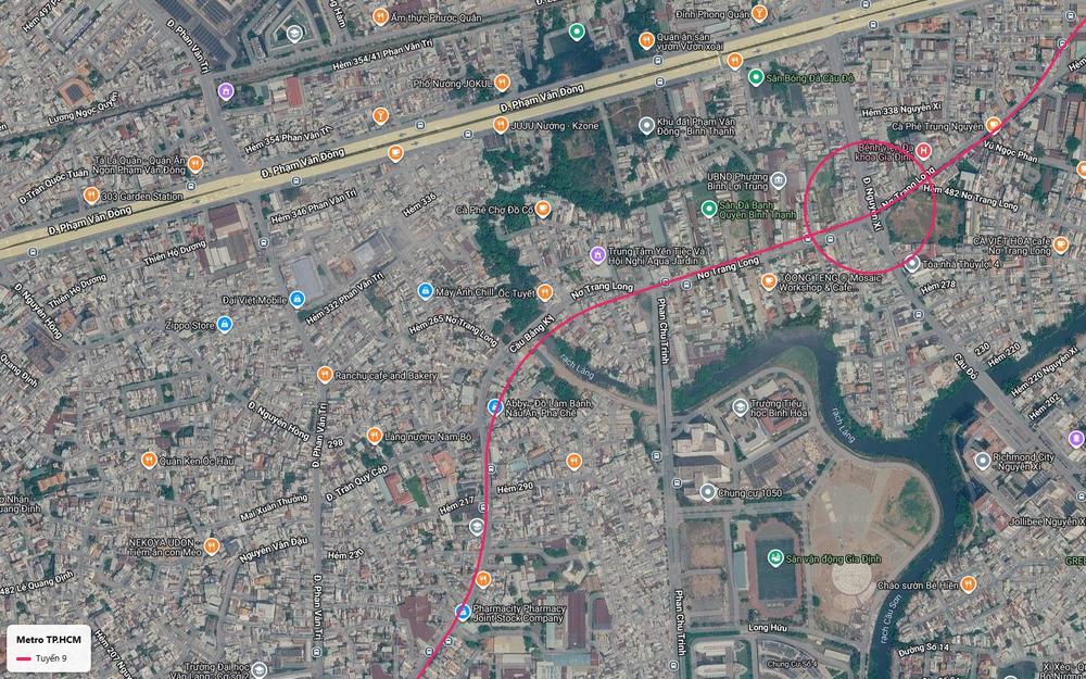 Vòng tròn nhà ga tuyến metro số 9 tại giao lộ Nguyễn Xí và Nơ Trang Long gần cầu Băng Ky Bình Thạnh